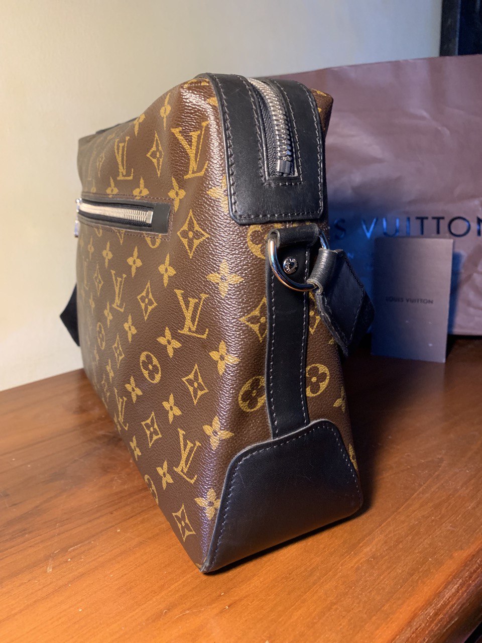 Louis Vuitton Torres Messenger Bag – DesignerGoodsForLess